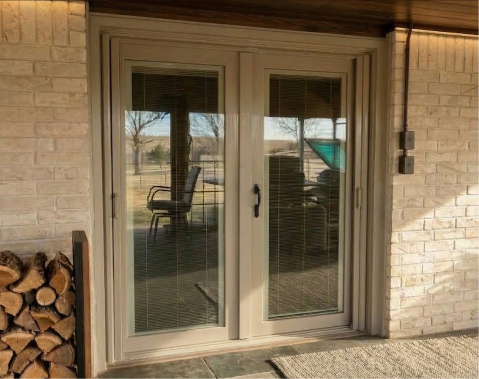 PWD-doors-swingingdoors-carousel-3